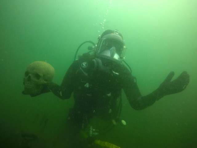 43723164_1394718580663054_6687812495656091648_n